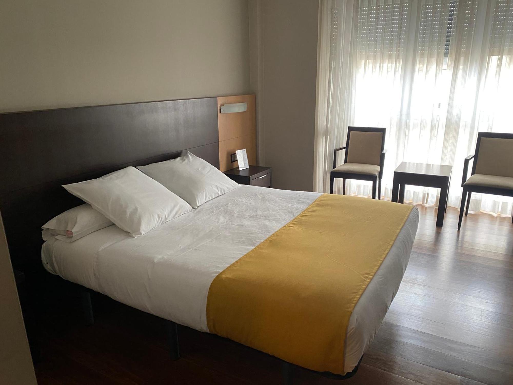 Hotel Rios San Adrián Exteriör bild