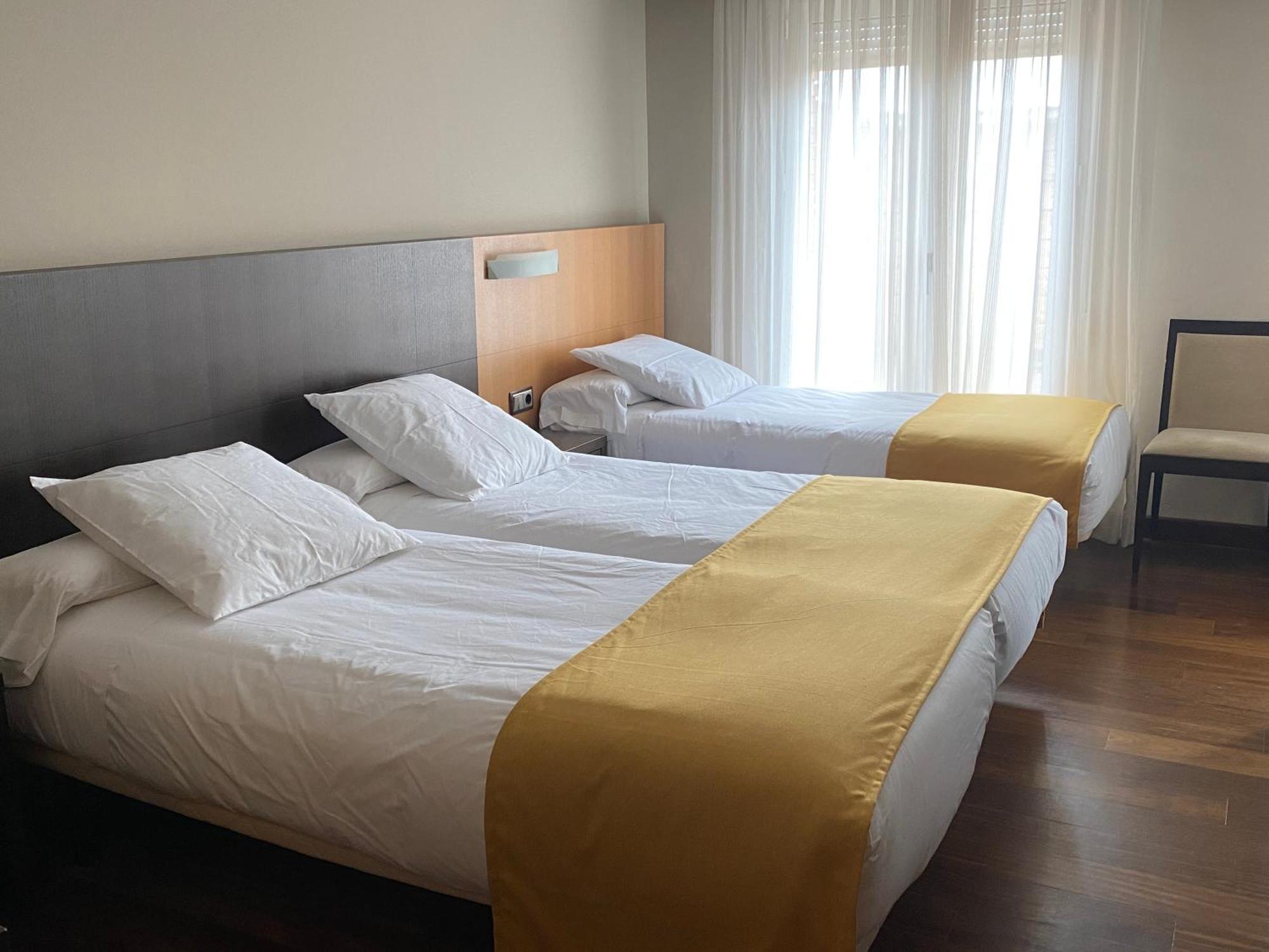 Hotel Rios San Adrián Exteriör bild
