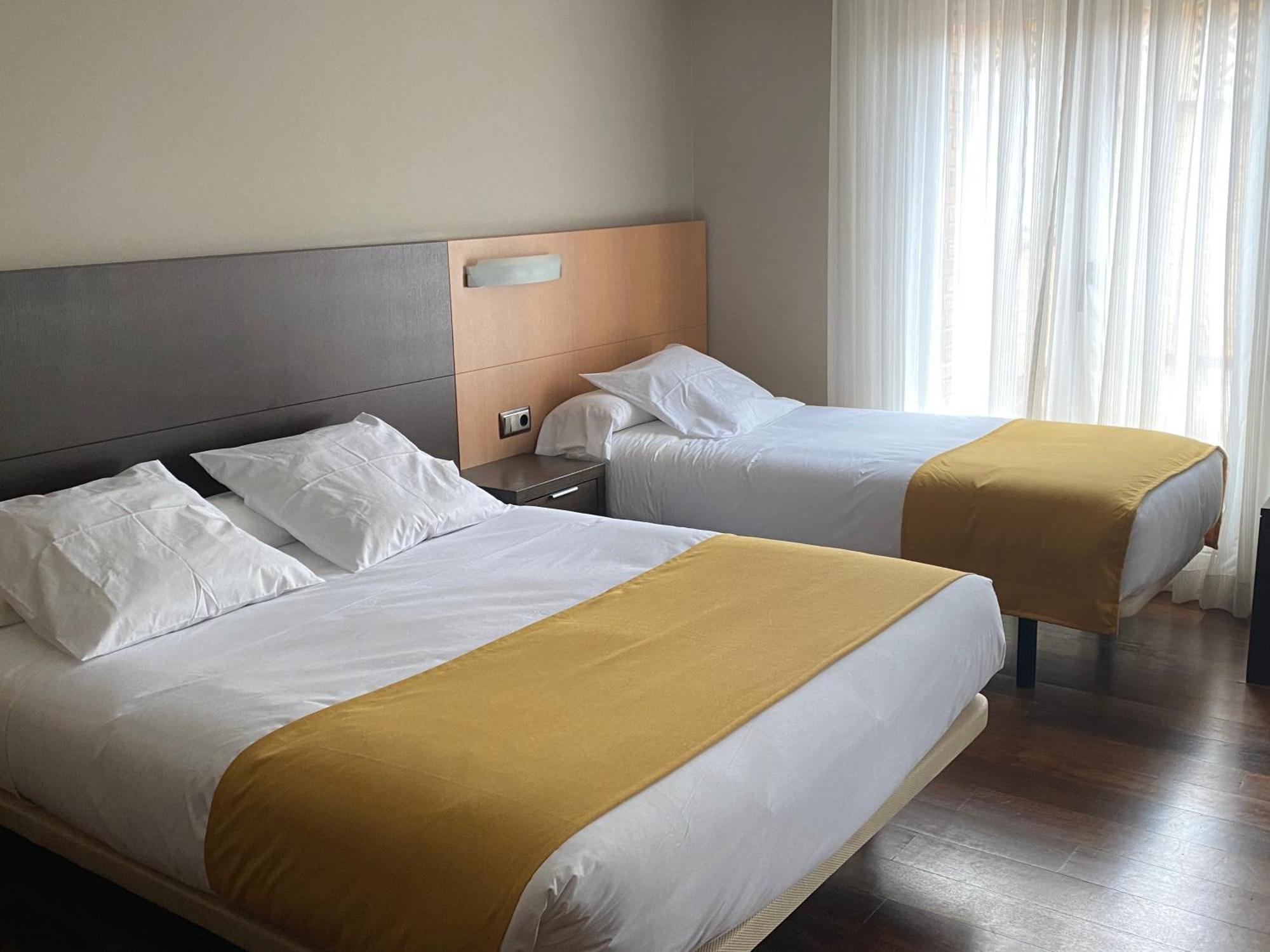Hotel Rios San Adrián Exteriör bild