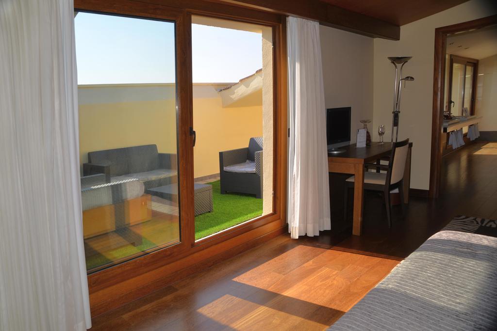Hotel Rios San Adrián Exteriör bild